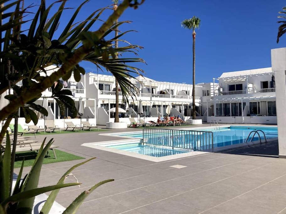 Puerto Del Carmen Airconditioned 2Bed Poolside Apt מראה חיצוני תמונה